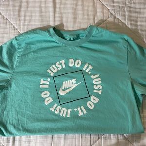 Nike Tshirt, Aqua, Men’s Large
